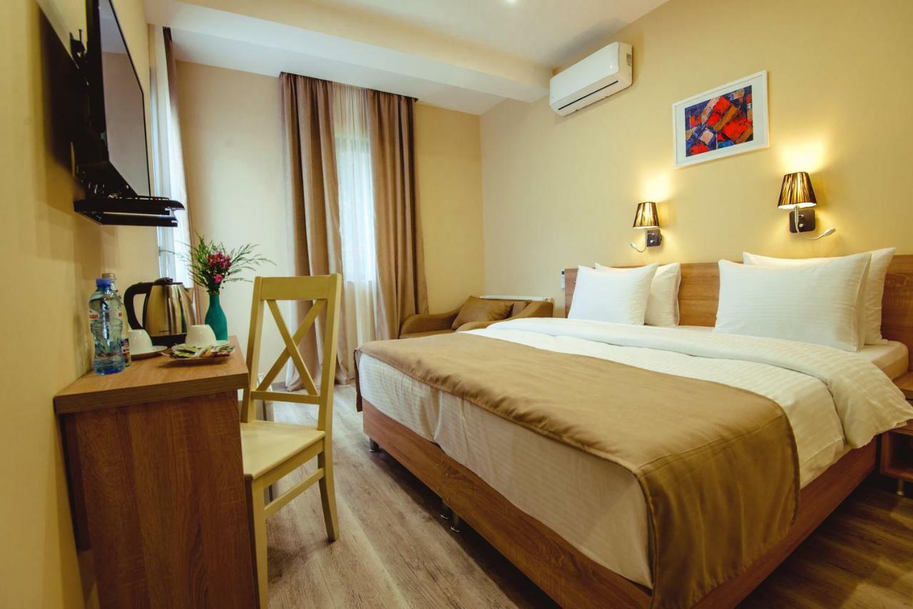 Bliss Hotel Тбілісі Екстер'єр фото