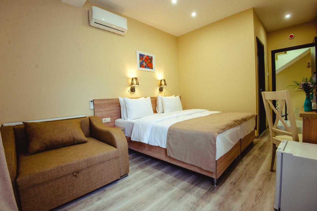 Bliss Hotel Тбілісі Екстер'єр фото