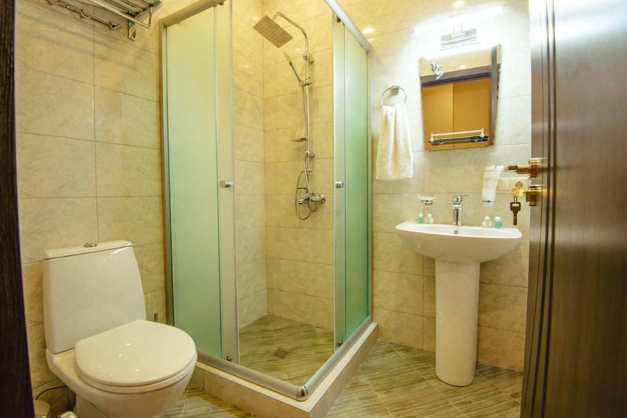 Bliss Hotel Тбілісі Екстер'єр фото